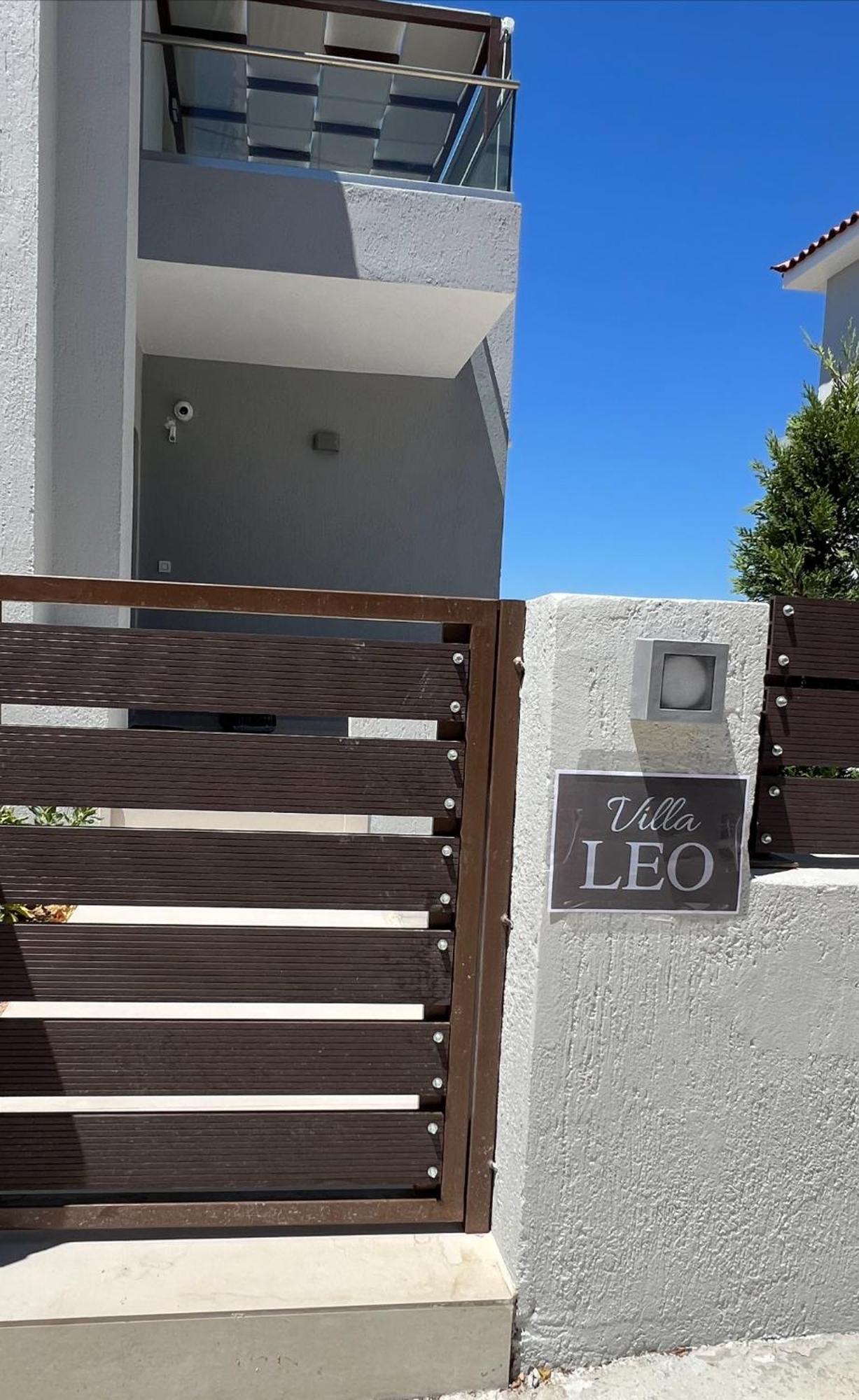 Villa Leo Aigina Vathi  Exterior photo